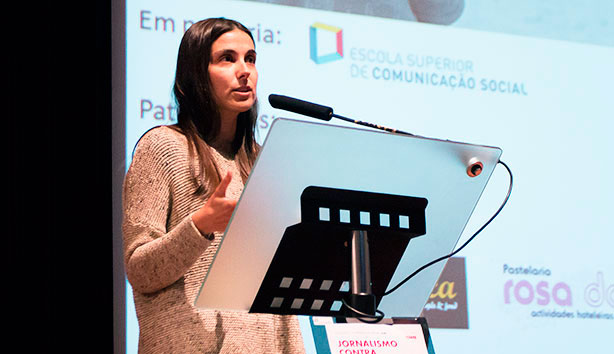 A escsiana Vera Moutinho foi distinguida com uma Menção Honrosa.